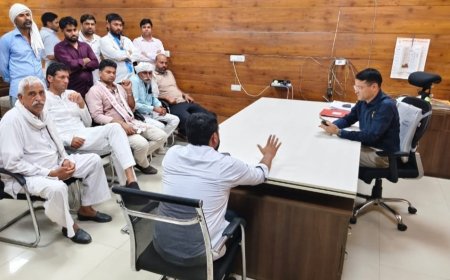 एनएसयूआई जिला अध्यक्ष देवेंद्र विधूड़ी की गिरफ्तारी के विरोध में कांग्रेस नेताओं ने एसपी से की मुलाकात, निष्पक्ष जांच की मांग
