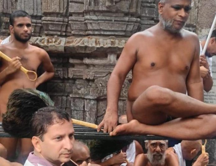 सिद्धक्षेत्र पावागढ़ के संरक्षण हेतु आचार्य सुनील सागर महाराज का प्रखर आह्वान; प्राचीन धरोहरों का संरक्षण ही नहीं, समयानुकूल जीर्णोद्धार भी आवश्यक
