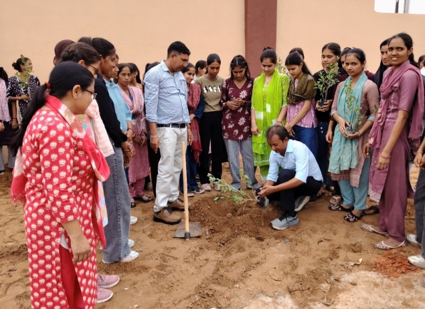 कन्या महाविद्यालय टपूकड़ा में पर्यावरण संरक्षण संबंधी गतिविधियों का आयोजन
