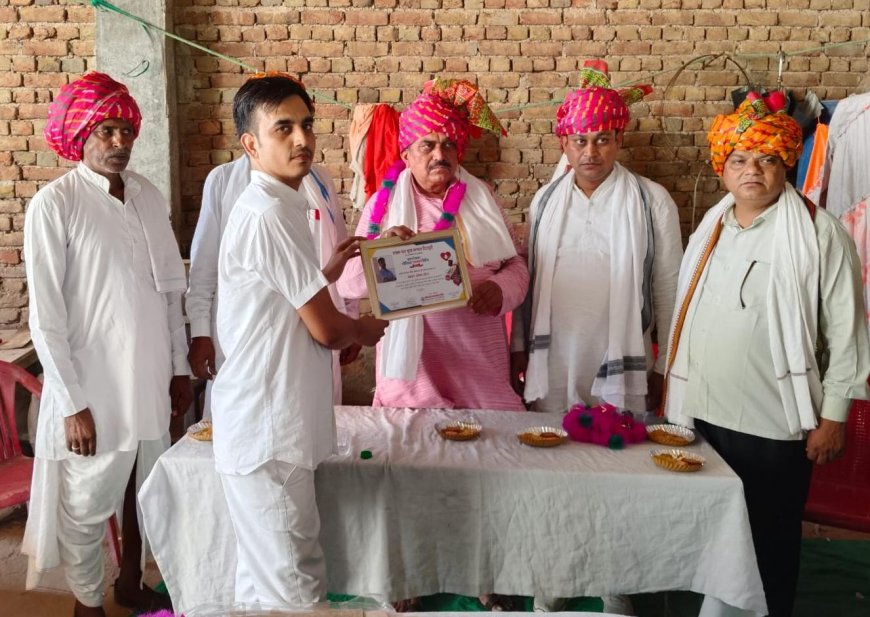 टिटपुरी में पहली बार आयोजित शिविर में युवाओं ने बढ़-चढ़कर लिया भाग, रक्तवीरों का किया सम्मान; 52 यूनिट रक्त हुआ संग्रहित