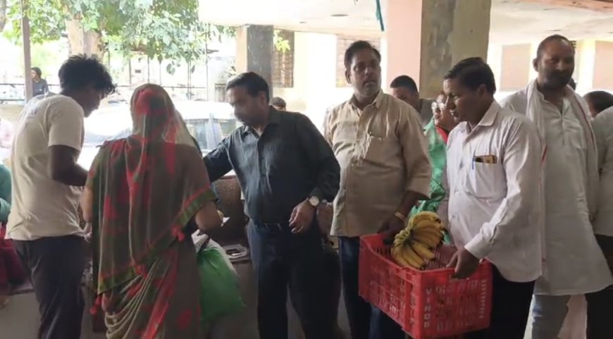 रामगढ़ में धूमधाम से मनाया पूर्व केंद्रीय मंत्री भंवर जितेंद्र सिंह का जन्मदिन, अस्पताल में मरीजों को बांटे फल व बिस्किट