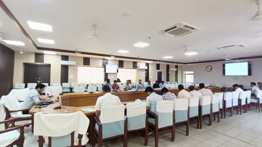 जिला कलक्टर की अध्यक्षता में सीएलसी की बैठक आयोजित, भरतपुर शहर के शेष क्षेत्रों को मिलेगा सीवरेज नेटवर्क का लाभ