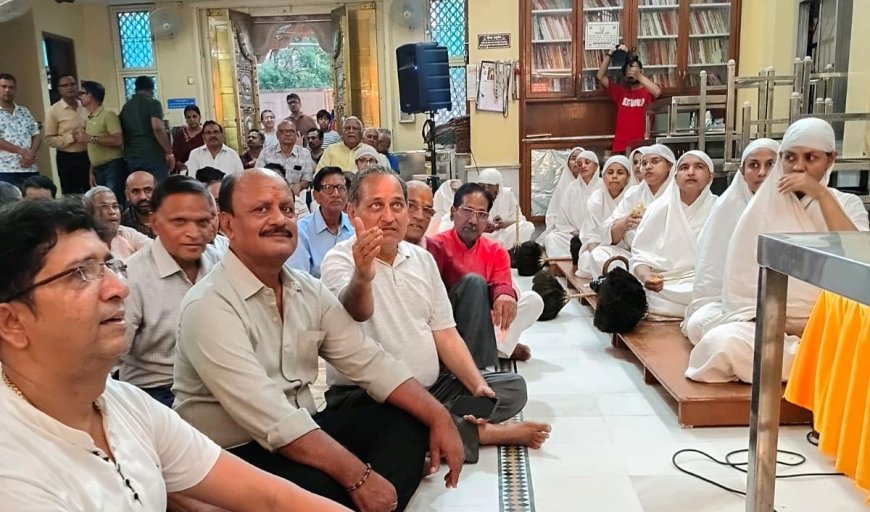 गायत्री नगर में गणिनी आर्यिका विभा श्री माताजी ससंघ का भव्य मंगल प्रवेश