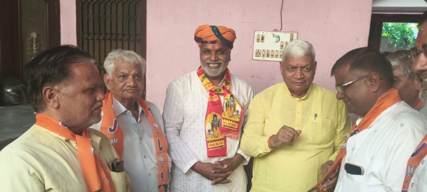 गुरलां में सांसद, विधायक ने प्रबुद्ध वर्ग से संपर्क कर गिनाईं सरकार की उपलब्धियां