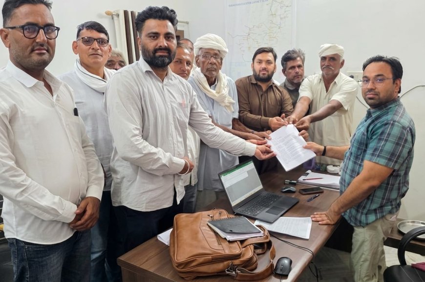 गुदलेसर में नहरी पानी की समस्या: ग्रामीणों ने अधिशासी अभियंता को सौंपा ज्ञापन