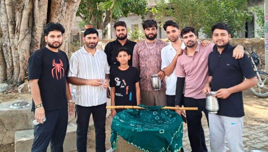भीषण गर्मी में राहगीरों को पिलाया शीतल जल, युवाओं ने निभाई सामाजिक जिम्मेदारी