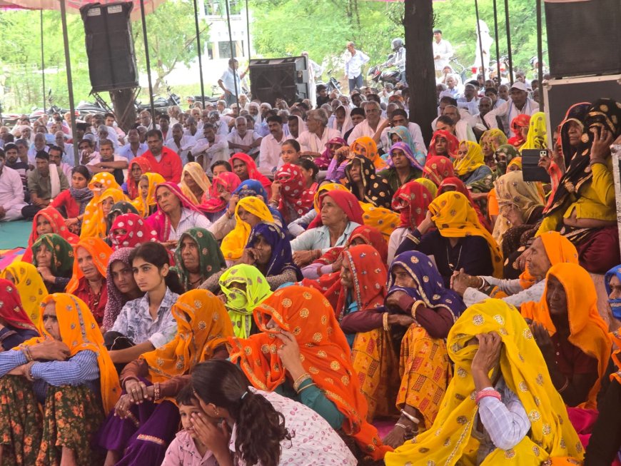 ऊकरूंद मे दूसरे दिन भी विशाल हरिकीर्तन दंगल बना आस्था का महासंगम,  दिनभर कथा सुनने उमड़ता रहा श्रद्धालुओं का जनसैलाब