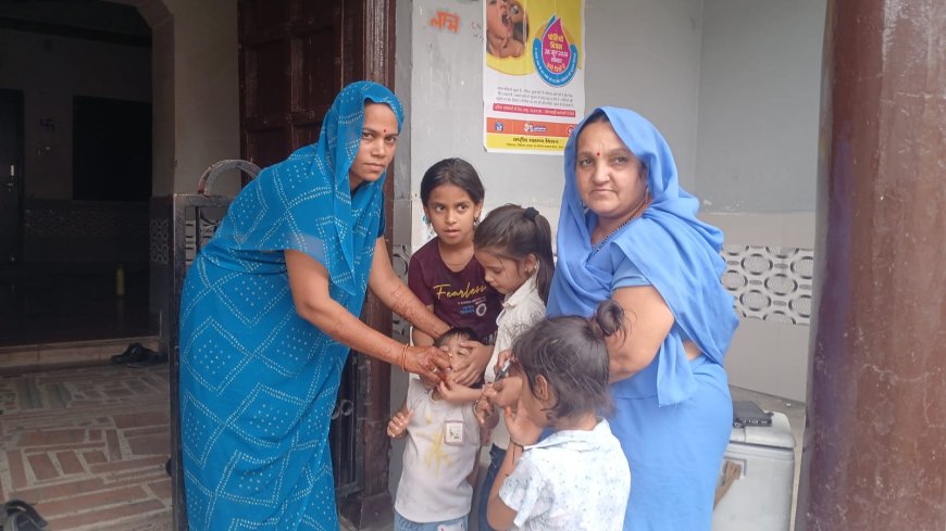 पल्स पोलियो अभियान: गुरला में 2334 बच्चों को पिलाई  ‘दो बूंद जिंदगी की’ अब घर-घर दस्तक देंगी टीमें
