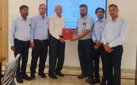 पीएचडी की उपाधि से सम्मानित हुए अजय दीक्षित, शिक्षा क्षेत्र में बढ़ाया जिले का गौरव
