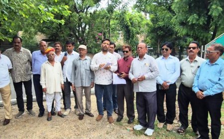 गोपाल लाल माली प्रकरण में निष्पक्ष कार्रवाई की मांग को लेकर माली (सैनी) समाज के प्रतिनिधिमंडल ने आईजी (अजमेर) को सौंपा ज्ञापन