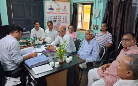साधु-साध्वी सुरक्षा के लिए बनेगा व्हाट्सएप ग्रुप, अल्पसंख्यक अधिकारी ने जैन समुदाय के साथ की बैठक