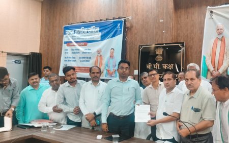 विजयमती माताजी के नाम पर सर्किल/चौराहे के नामकरण की मांग को लेकर जैन समाज ने जिलाधीश को सौंपा मांग पत्र