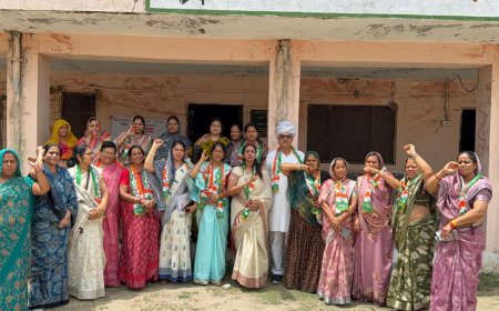 'संसद चलो' अभियान की तैयारियों को लेकर गांधी भवन में महिला कांग्रेस की जिला बैठक संपन्न