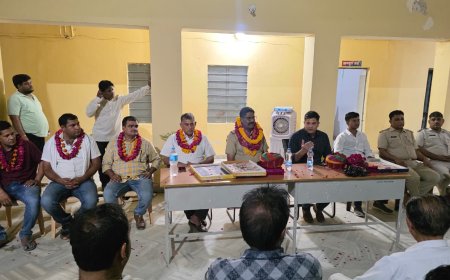 रथ पर सवार होकर विदा हुए मकराना के थानाधिकारी जगदीश प्रसाद मीणा, उमड़ा जनसैलाब