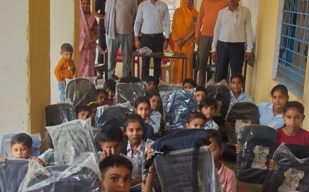 पीलवा के राजकीय स्कूल में बच्चों के खिले चेहरे: 1 से 8वीं तक के छात्र-छात्राओं को बांटे स्कूल बैग और स्टेशनरी किट