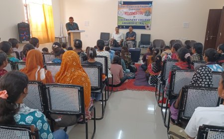 राजकीय महाविद्यालय खैरथल में नवप्रवेशित विद्यार्थियों के लिए ओरिएंटेशन कार्यक्रम आयोजित