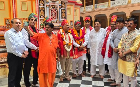राज्यपाल हरीभाऊ बागड़े व विधानसभा अध्यक्ष वासुदेव देवनानी ने शाकंभरी के दरबार में नवाया शीश