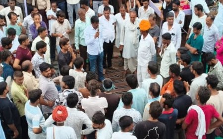 डिजिटल भुगतान बना जी का जंजाल: साइबर फ्रॉड जांच में व्यापारियों को घंटों बैठाने पर करवर बाजार पूरी तरह बंद,निर्दोष व्यापारियों के साथ अपराधियों जैसा सलूक