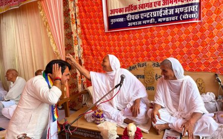 विधायक राजेंद्र मीणा परमपूज्या गुरूवर्या डॉ.प्रियदर्शना जी सुदर्शना जी म.सा. से लिया आशीर्वाद