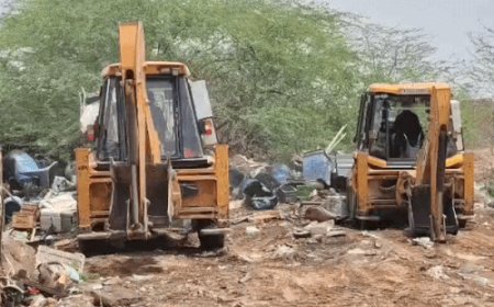 भू-माफियाओं के अवैध धंधे पर नगर परिषद की सर्जिकल स्ट्राइक, बुलडोजर से जमींदोज किए अवैध मकान