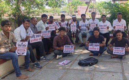 पेपर लीक और घोटालों पर फूटा गुस्सा: राजसमंद के युवाओं ने बुलंद की आवाज; बोले— 'शिक्षा मंत्री दें इस्तीफा, वरना होगा उग्र जनआंदोलन