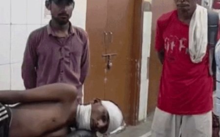 रामगढ़ :मोबाइल पर बात करते-करते 25 फीट गहरे कुएं में गिरा युवक, ग्रामीणों ने बचाई जान