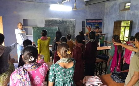 राजकीय महाविद्यालय मुंडावर में  छात्र छात्राओं को दिलाई नशा मुक्ति की शपथ