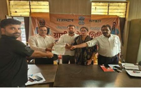 स्वामित्व योजना से बदली रोहित कुमार की जिंदगी;  ग्रामीण सेवा शिविर में मिला भूमि का पट्टा