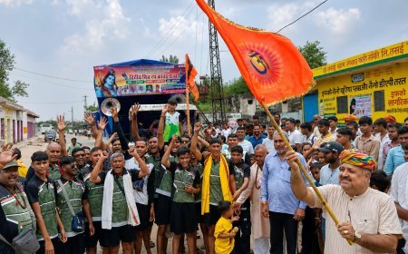 बम-बम भोले के जयकारों से गुंजायमान हुआ तसई: 60 शिवभक्त हरिद्वार रवाना; प्रशासक ने दिखाई हरी झंडी 