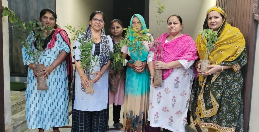'एक पेड़ मां के नाम' अभियान से जुड़ा श्री गणपति महिला मंडल, 1000 औषधीय पौधे लगाने का लिया संकल्प
