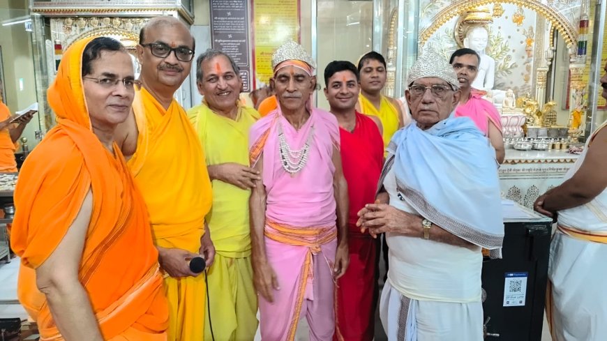 पवित्र कैलास मानसरोवर यात्रा का  प्रथम बैच में दिल्ली से 51 यात्री हुए रवाना