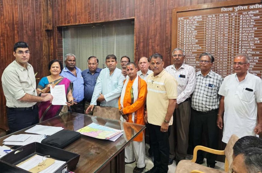 समाजसेवी गोपाल लाल माली पर हमले का मामला: जिला यूनेस्को एसोसिएशन ने एसपी को सौंपा ज्ञापन, पीड़ित परिवार पर दर्ज 'झूठा मुकदमा' वापस ले पुलिस