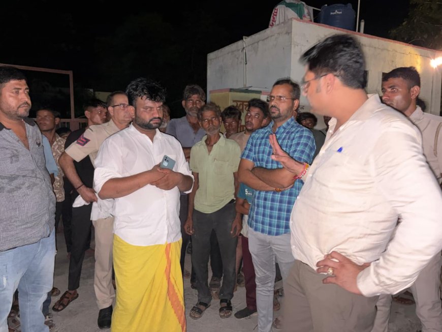 चारागाह में अवैध खनन के विरोध में उप सरपंच अनिश्चितकालीन भूख हड़ताल पर बैठे, एसडीएम ने सात दिन में कार्रवाई का दिया आश्वासन