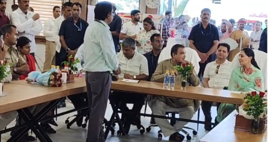 दिल्ली-मुंबई एक्सप्रेस-वे पर दुर्घटनाओं को लेकर केंद्रीय मंत्री गंभीर, पिनान रेस्ट एरिया में अधिकारियों के साथ की समीक्षा बैठक