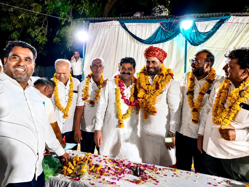 वरिष्ठ कांग्रेस नेता जाकिर मंसूरी का जन्मदिन हर्षोल्लास से मनाया, बाबा पठान साहब दरगाह परिसर में हुआ समारोह