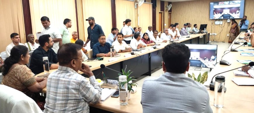 प्रदेश में समान नागरिक संहिता लागू करने के लिए संभाग स्तरीय जनसुनवाई आयोजित