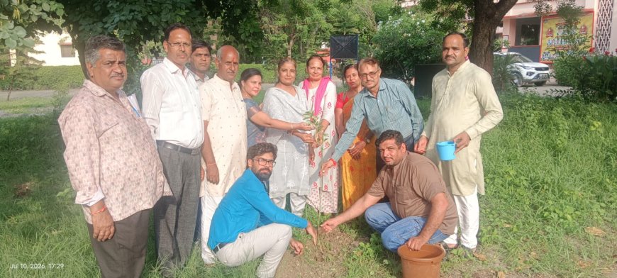 अखिल भारतीय राष्ट्रीय शैक्षिक महासंघ राजस्थान (विद्यालय शिक्षा) जिला भीलवाड़ा द्वारा 'एक शिक्षक–एक वृक्ष' अभियान का शुभारंभ