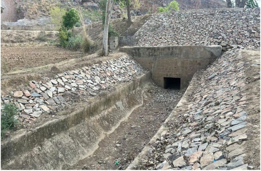 घाट कैनाल के विकास के लिए करोड़ों रुपए खर्च, फिर भी किसानों को नहीं मिल रहा बूंद पानी