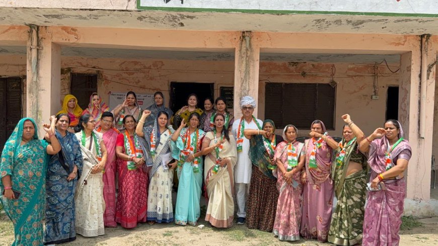 'संसद चलो' अभियान की तैयारियों को लेकर गांधी भवन में महिला कांग्रेस की जिला बैठक संपन्न