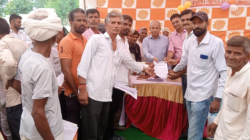 ग्रामीण सेवा शिविर में गूंजी सार्वजनिक भूमि संरक्षण की मांग, सौंपे 16 जनहित व 50 व्यक्तिगत ज्ञापन
