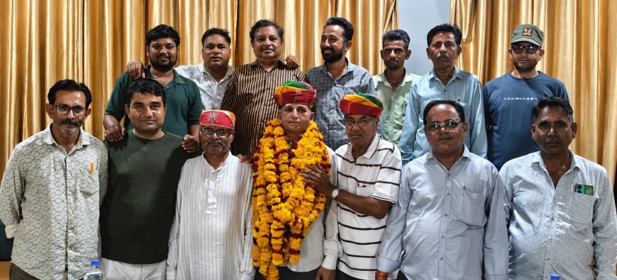 सुमेरपुर तहसील टेंट किराया व्यवसाय समिति के अध्यक्ष बने रमेश कुमार परिहार