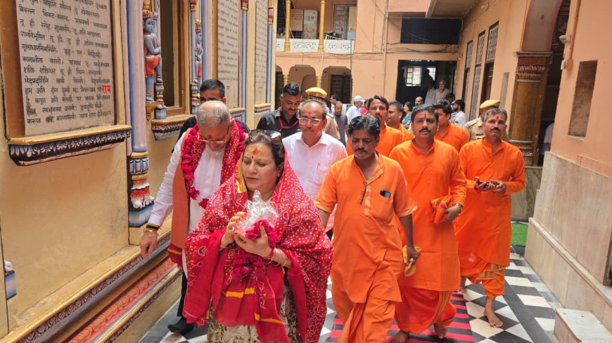 हिमाचल प्रदेश के राज्यपाल कविन्द्र गुप्ता ने माता शांकम्भरी के दरबार में नवाया शीश