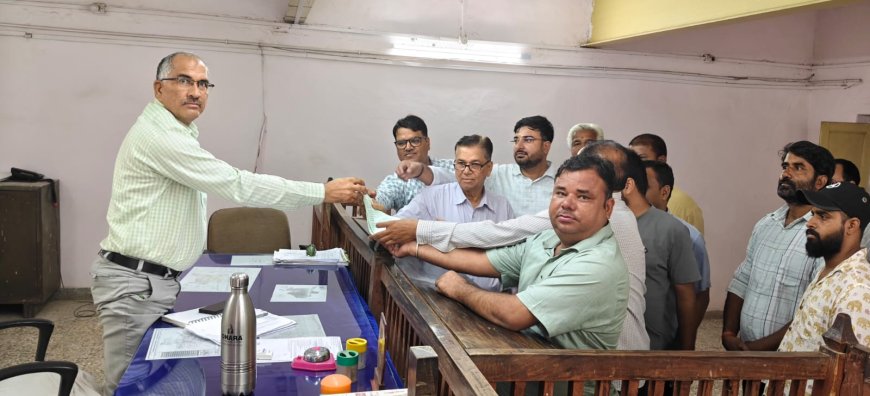 निकाय व पंचायत चुनाव से पहले ईडब्ल्यूएस आरक्षण की मांग तेज; ब्राह्मण समाज ने प्रधानमंत्री व मुख्यमंत्री के नाम तहसीलदार को सौंपा ज्ञापन