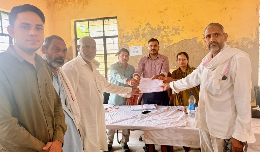 ग्रामीण सेवा शिविर में समस्याओं का ऑन-द-स्पॉट समाधान: रीना को मिला विवाह प्रमाण पत्र, काश्तकार हनीफ के राजस्व रिकॉर्ड में हुई शुद्धि