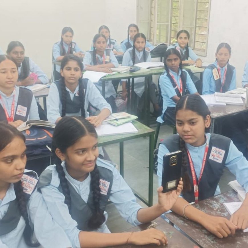 सिरोही में 'महिला सुरक्षा एवं संकल्प अभियान': पीएम श्री स्कूल की छात्राओं ने ऑनलाइन सीखे साइबर सुरक्षा और self-defense के गुण