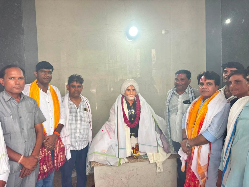 ठेकड़ा ग्राम में रामकथा व मूर्ति प्राण-प्रतिष्ठा: विधायक राजेंद्र मीणा ने स्व. नारायणलाल पटेल व गुलकंदी देवी को अर्पित किए श्रद्धासुमन; बोले— 'जनता का प्यार ही जनसेवा की प्रेरणा'
