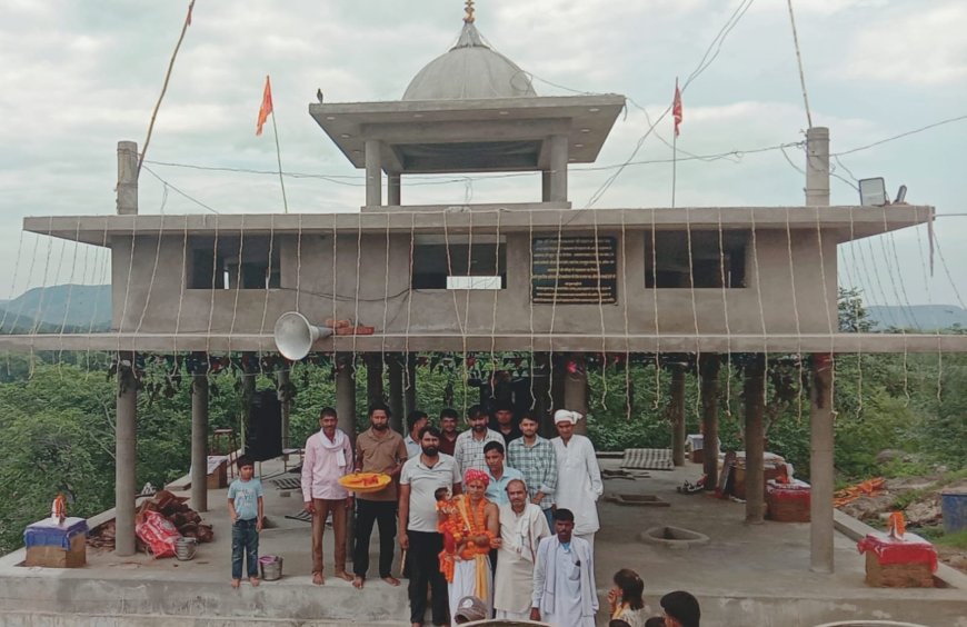 भागवत कथा में मनाया नंदोत्सव, महिलाओं ने गाए बधाई गीत, भजनों पर झूमे श्रद्धालु