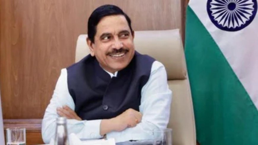 धर्मेंद्र प्रधान के बाद प्रह्लाद जोशी बने नए केंद्रीय शिक्षा मंत्री, संगठन और प्रशासनिक अनुभव पर जताया गया भरोसा