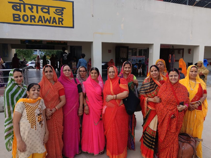 हरिद्वार गंगा स्नान व तीर्थ दर्शन के लिए बोरावड़ से महिला श्रद्धालुओं का जत्था रवाना