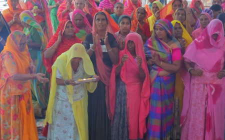 ​कष्ट सहकर दूसरों का दुख दूर करना ही सच्चा 'शिवत्व': कोटड़ी चारभुजा मंदिर में शिवमहापुराण कथा पर झूमे श्रद्धालु